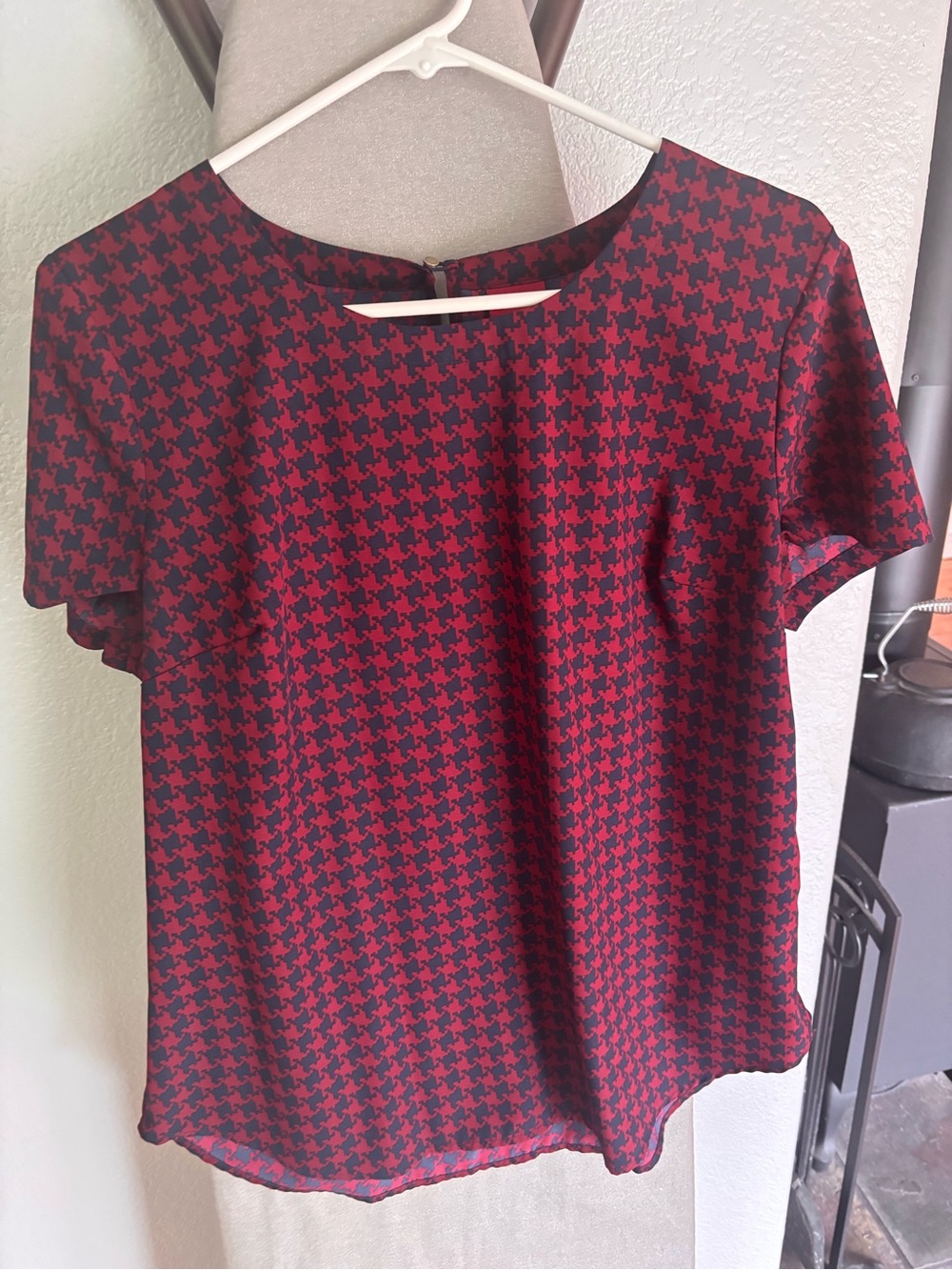 Merona Red and Navy Houndstooth Top